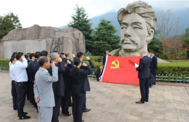 上饒汽運開展“重溫歷史、感悟初心”主題黨日活動