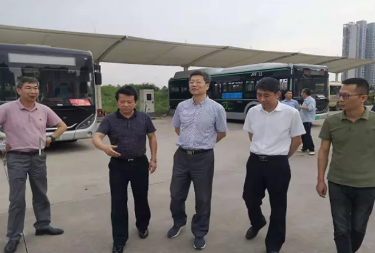 省交通廳安委會(huì)督查組督導(dǎo)吉安長(zhǎng)運(yùn)、吉安公交安全生產(chǎn)工作