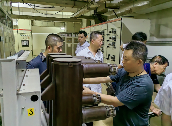 長運(yùn)物業(yè)  保障夏季電力供應(yīng) 應(yīng)對(duì)用電負(fù)荷驟增