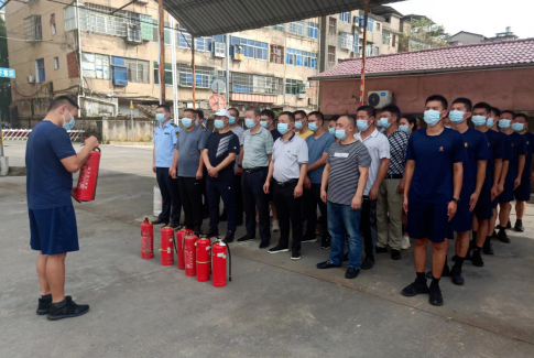 撫州長(zhǎng)運(yùn) 黎川分公司開(kāi)展交通事故應(yīng)急演練