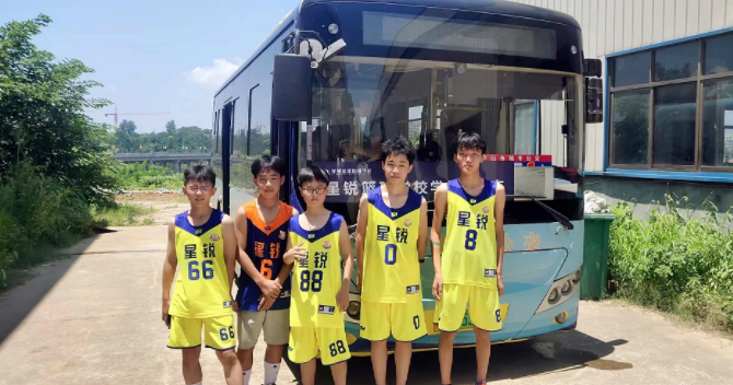 九江長運：廬山公交公司承接星銳籃球學校學員培訓包車業(yè)務