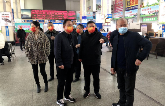 撫州長運 公司領(lǐng)導拜年鼓干勁