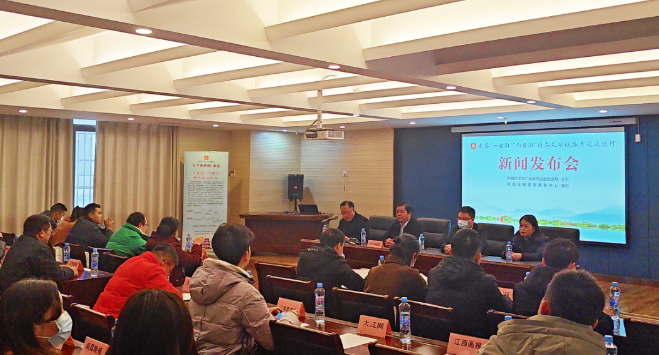 都市城際公交:召開南昌“一日游”“兩日游”精品文旅線路新聞發(fā)布會