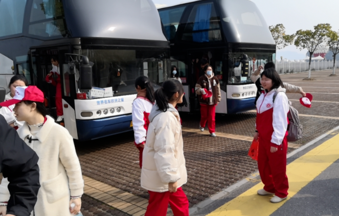 都市城際公交:旅游客運分公司承接研學游運輸任務(wù)