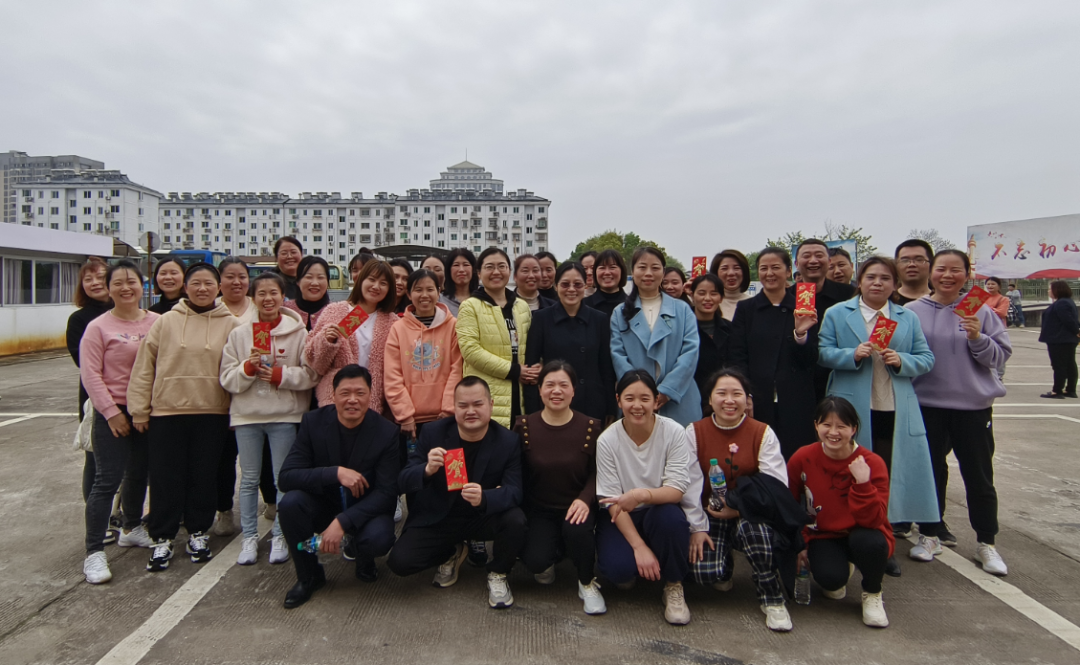 鷹潭長(zhǎng)運(yùn)、公交：工會(huì)組織開(kāi)展跳繩比賽