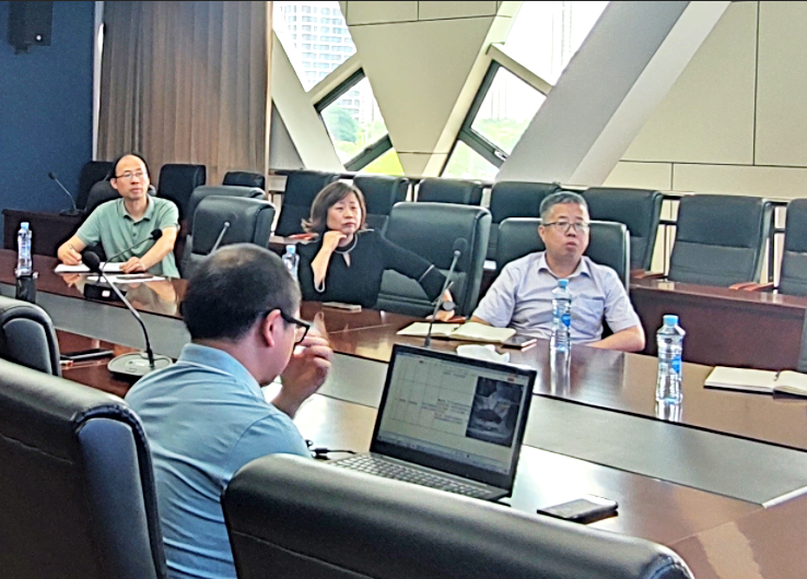 江西長運舉辦“排查車輛安全、預防車輛自燃“專題培訓會  萬建紅出席并講話