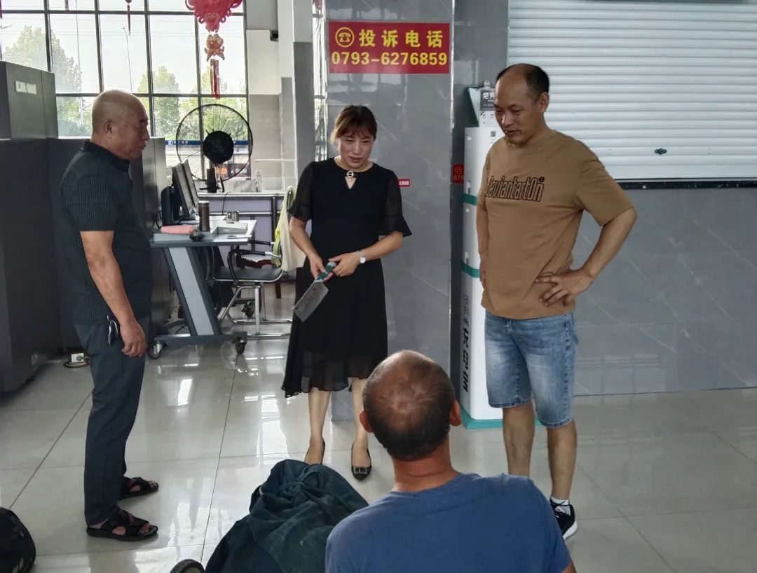 鄱陽長運：嚴(yán)把車站安檢關(guān) 違禁物品莫上車