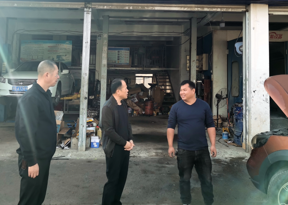 九江長(zhǎng)運(yùn):武寧公司舉行消防安全大排查