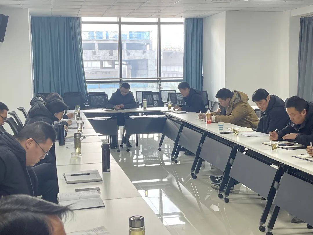 馬鞍山長(zhǎng)客：召開(kāi)12月份安全、消防、機(jī)務(wù)例會(huì)