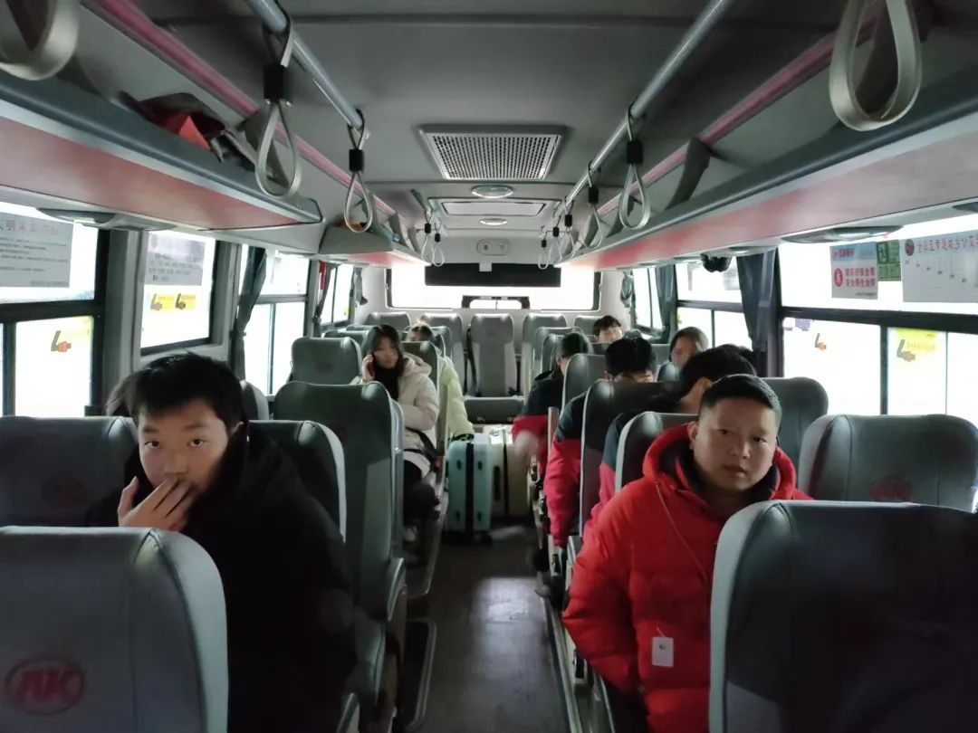 撫州長運：增開加班車 護(hù)航高三學(xué)子