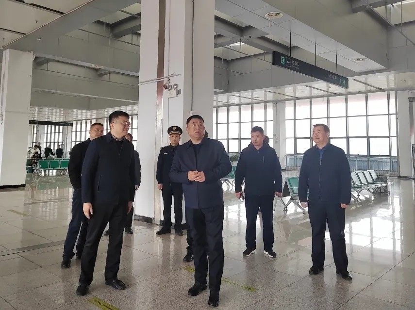 馬鞍山長客:市政府領(lǐng)導(dǎo)檢查馬鞍山汽車客運(yùn)站文明創(chuàng)建工作