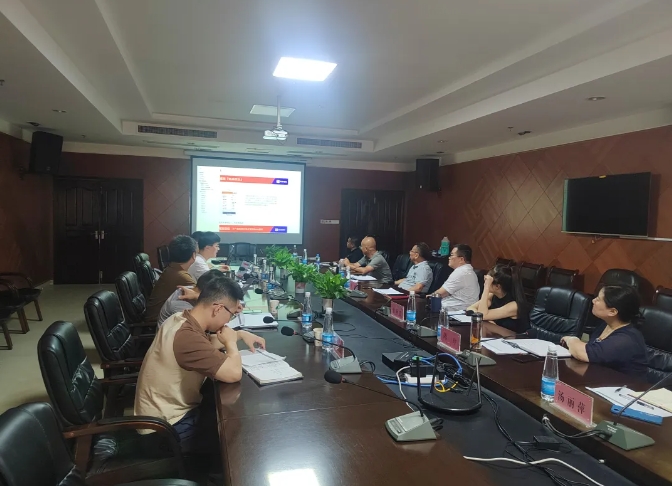 九江長(zhǎng)運(yùn):召開滴滴平臺(tái)站點(diǎn)巴士培訓(xùn)會(huì)