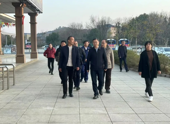 九江長運 九江市委領導督導都昌客運中心春運工作