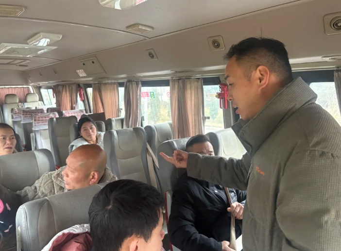 景德鎮(zhèn)長運:備戰(zhàn)寒潮 守護市民出行