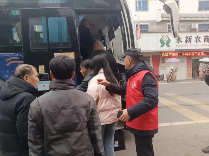 吉安長(zhǎng)運(yùn)：下沉春運(yùn)一線 助力群眾出行