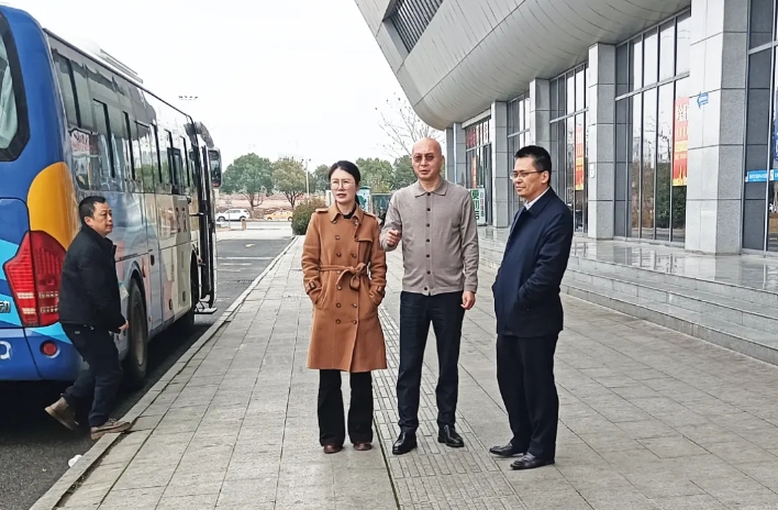 吉安公司赴撫州長運、鷹潭公交考察學(xué)習(xí) 肖良芝參加調(diào)研