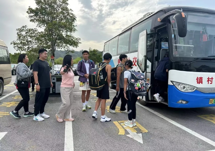 生產(chǎn)經(jīng)營 || 上饒汽運：護(hù)航2025年德興鐵人三項亞洲杯賽暨中國鐵三聯(lián)賽