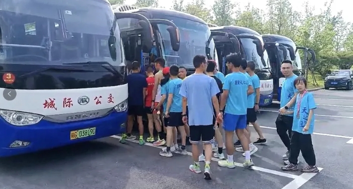 九江長(zhǎng)運(yùn)：湖口公司助力城市樂(lè)跑賽