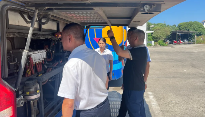 撫州長(zhǎng)運(yùn)：樂(lè)安分公司開(kāi)展車輛安全隱患專項(xiàng)排查