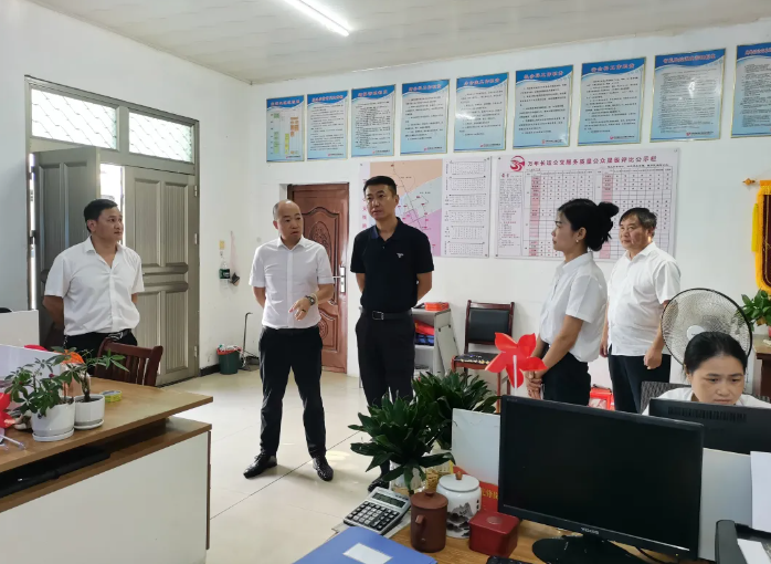 上饒汽運：開展“雙節(jié)”前安全督查 筑牢安全運輸防線