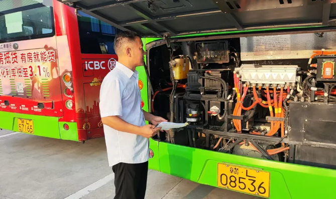 鷹潭公司：扎實做好“十一”期間安全保障工作