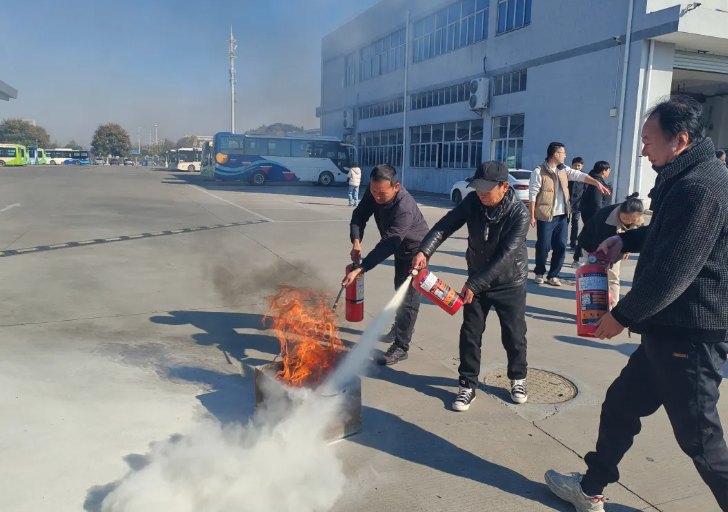 馬鞍山長(zhǎng)客：開(kāi)展消防、應(yīng)急疏散演練活動(dòng)