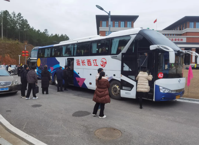 景德鎮(zhèn)長運(yùn)：圓滿完成浮梁縣“兩會(huì)”代表、委員視察運(yùn)輸服務(wù)任務(wù)